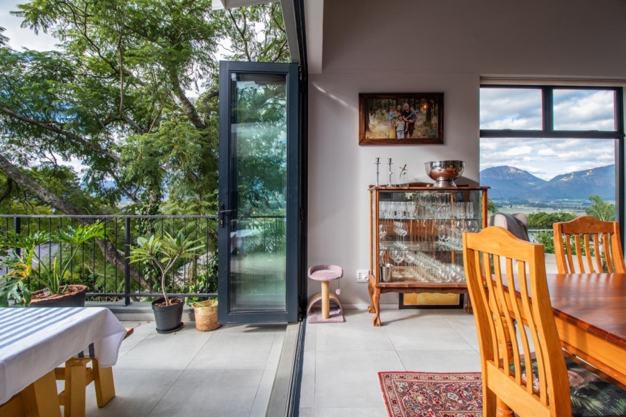 3 Bedroom Property for Sale in Hoog En Droog Western Cape